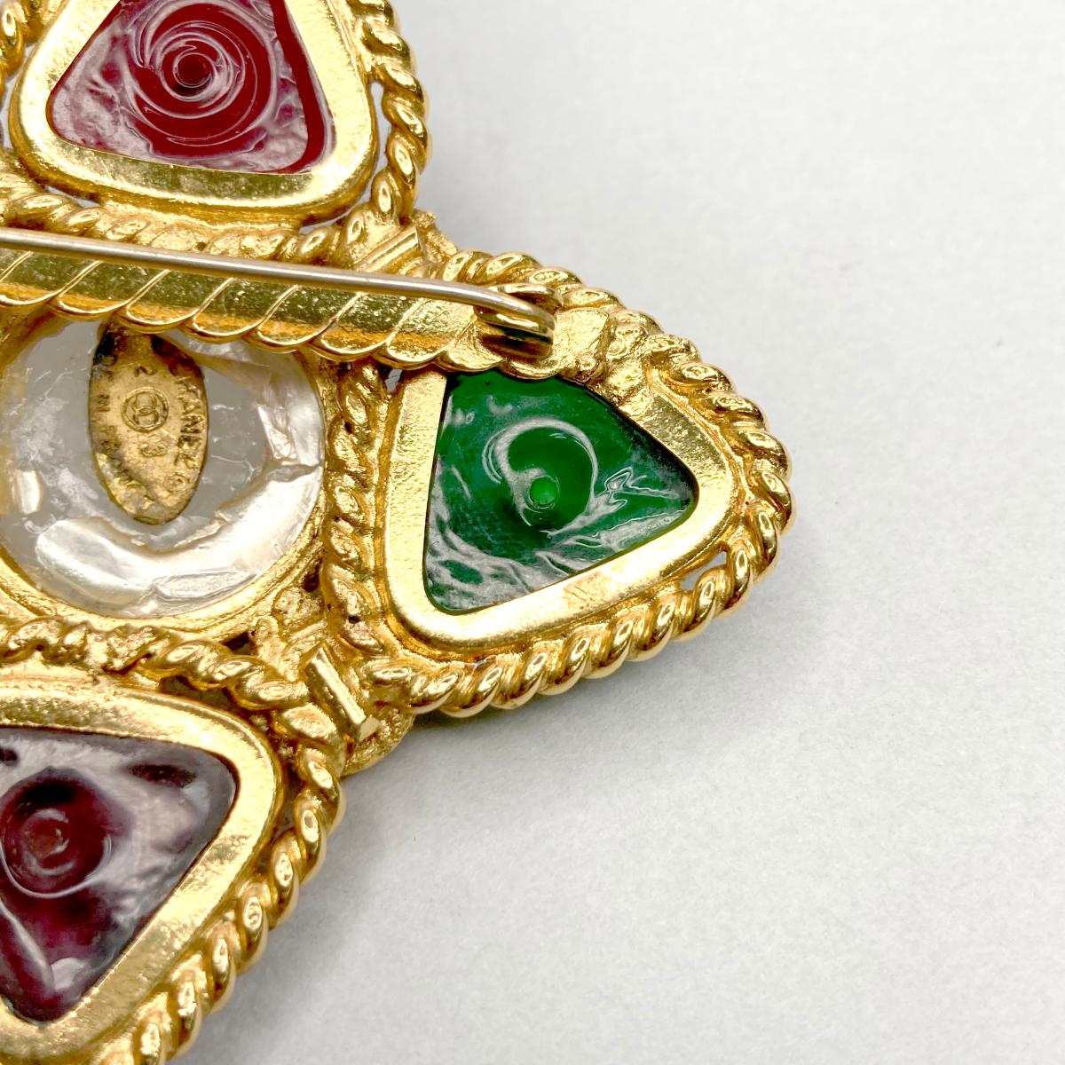 楽天市場】【中古】CHANEL （シャネル） ｳﾞｨﾝﾃｰｼﾞ ｸﾞﾘﾎﾟｱ ﾌﾞﾛｰﾁ