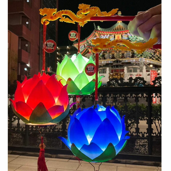 楽天市場】光る手持ちランタン【電池付き】｜春節,ロータス,蓮,ハス