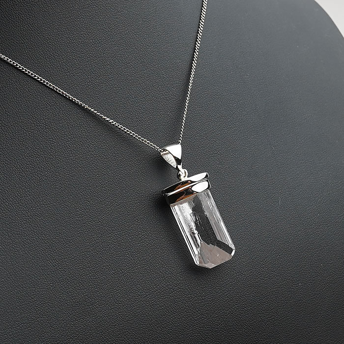 楽天市場】【一点物】ダンビュライト ペンダントトップ ネックレス