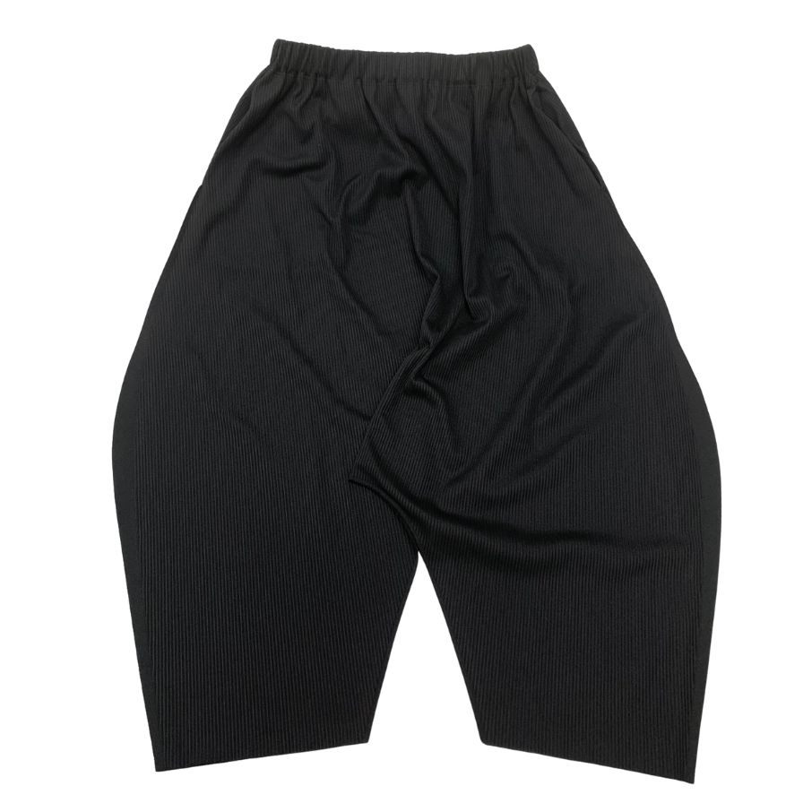 プリーツプリーズ イッセイミヤケ サルエルパンツ ブラック 【公式通販】