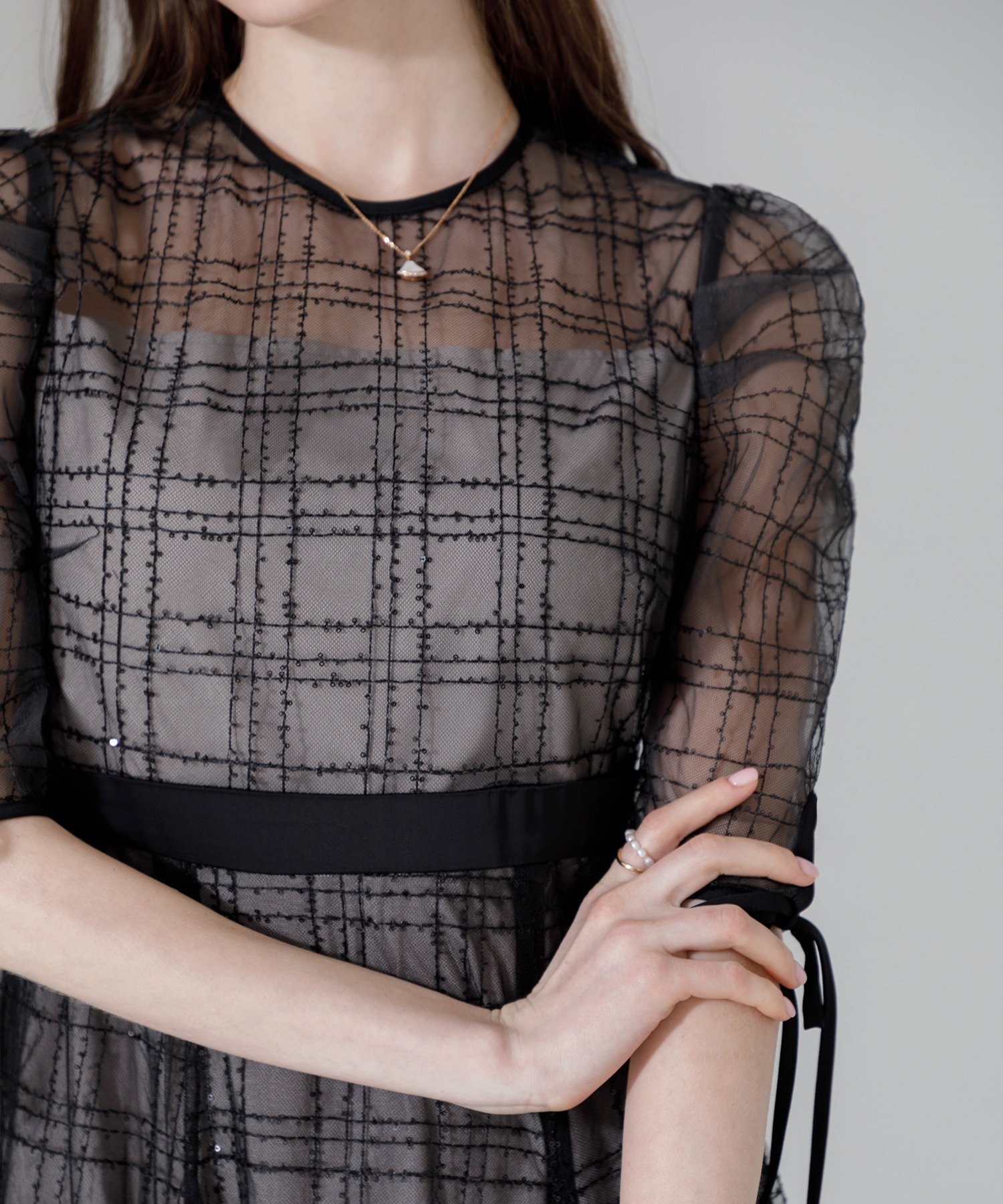 Leja｜LEJA-チェック刺繍スパンコール袖リボンワンピースドレス結婚式