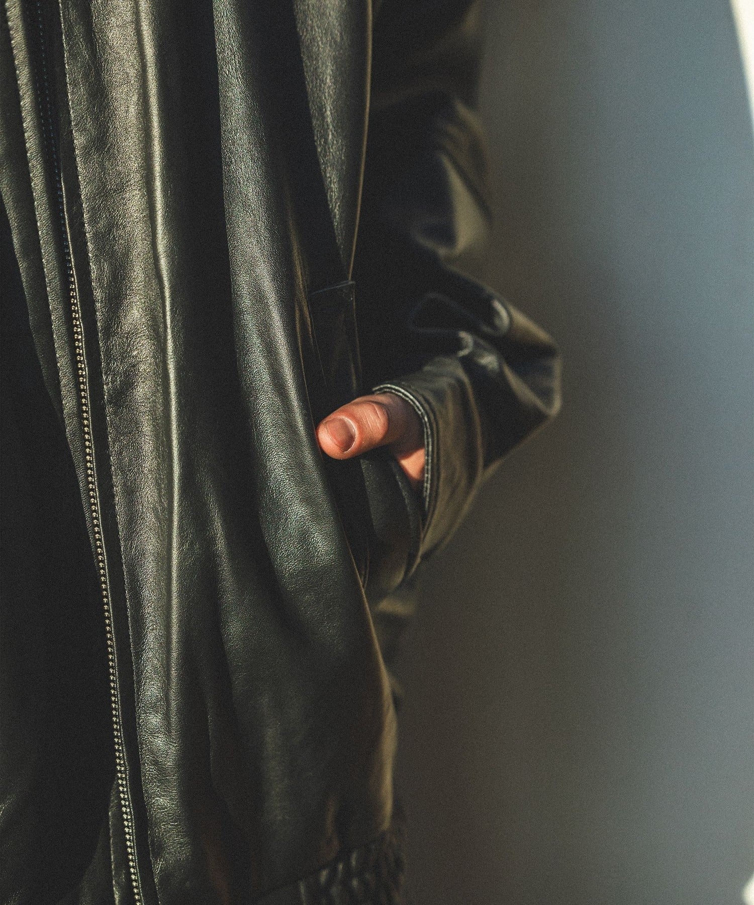 BEAMS MEN｜ワイドフィット 4ポケット レザー ブルゾン 25AW ゆったり