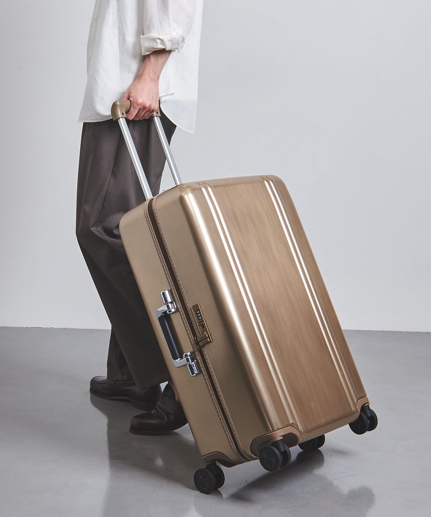ゼロハリバートン ゴールドキャリーケース ユナイテッドアローズ別注カラー　63L 別注】＜ZERO HALLIBURTON＞ 26inc キャリーケース（スーツケース