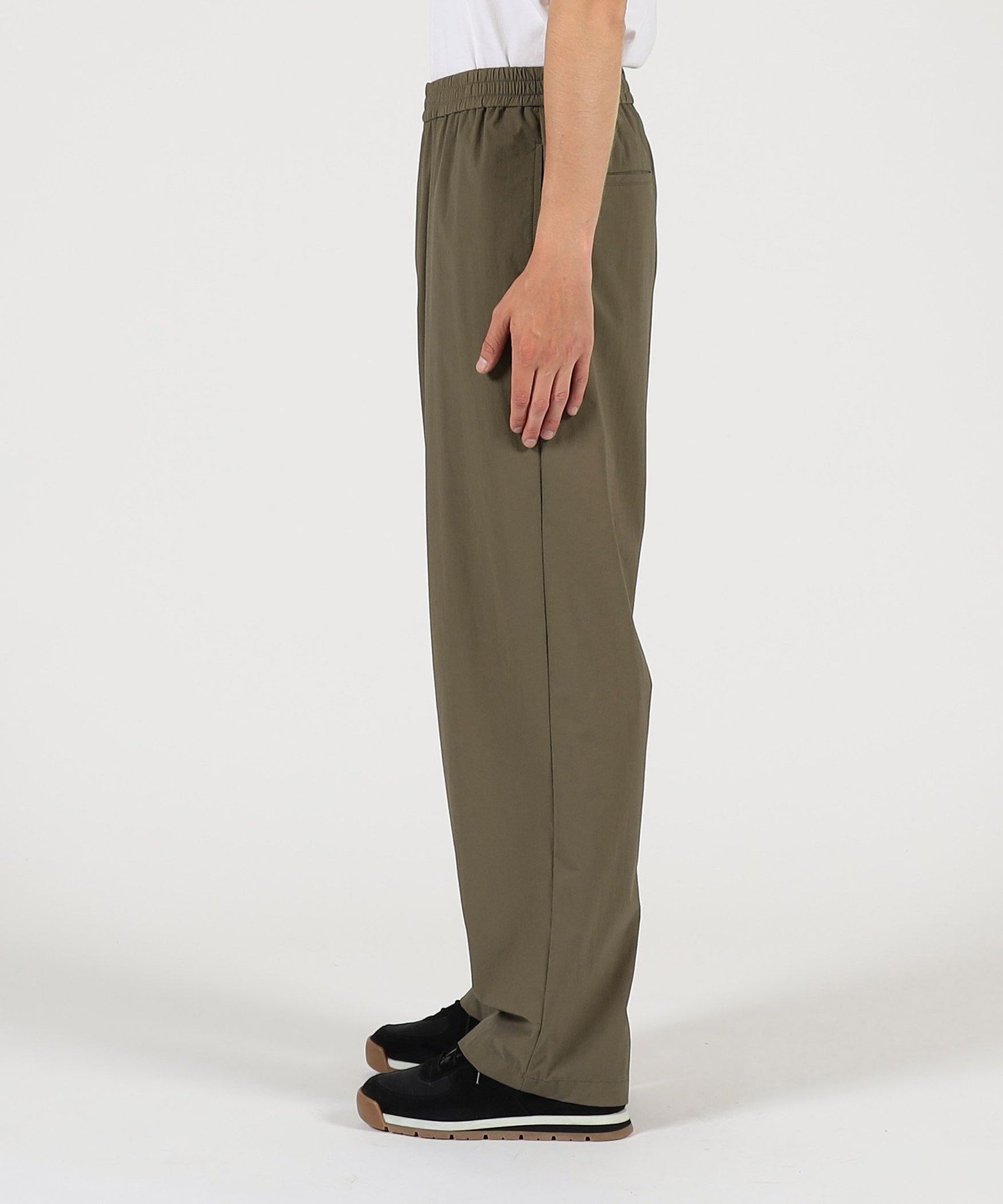 TOMORROWLAND｜リサイクルナイロン イージーパンツ | Rakuten Fashion