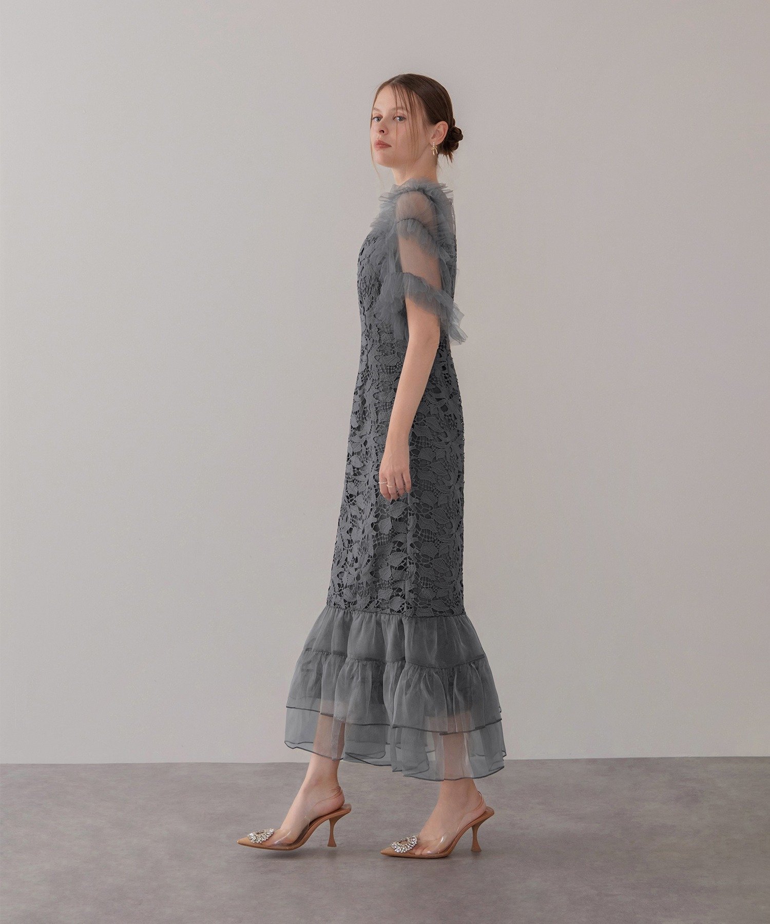 Leja｜Leja-アシンメトリーチュールスリーブレースフリルヘムIライン