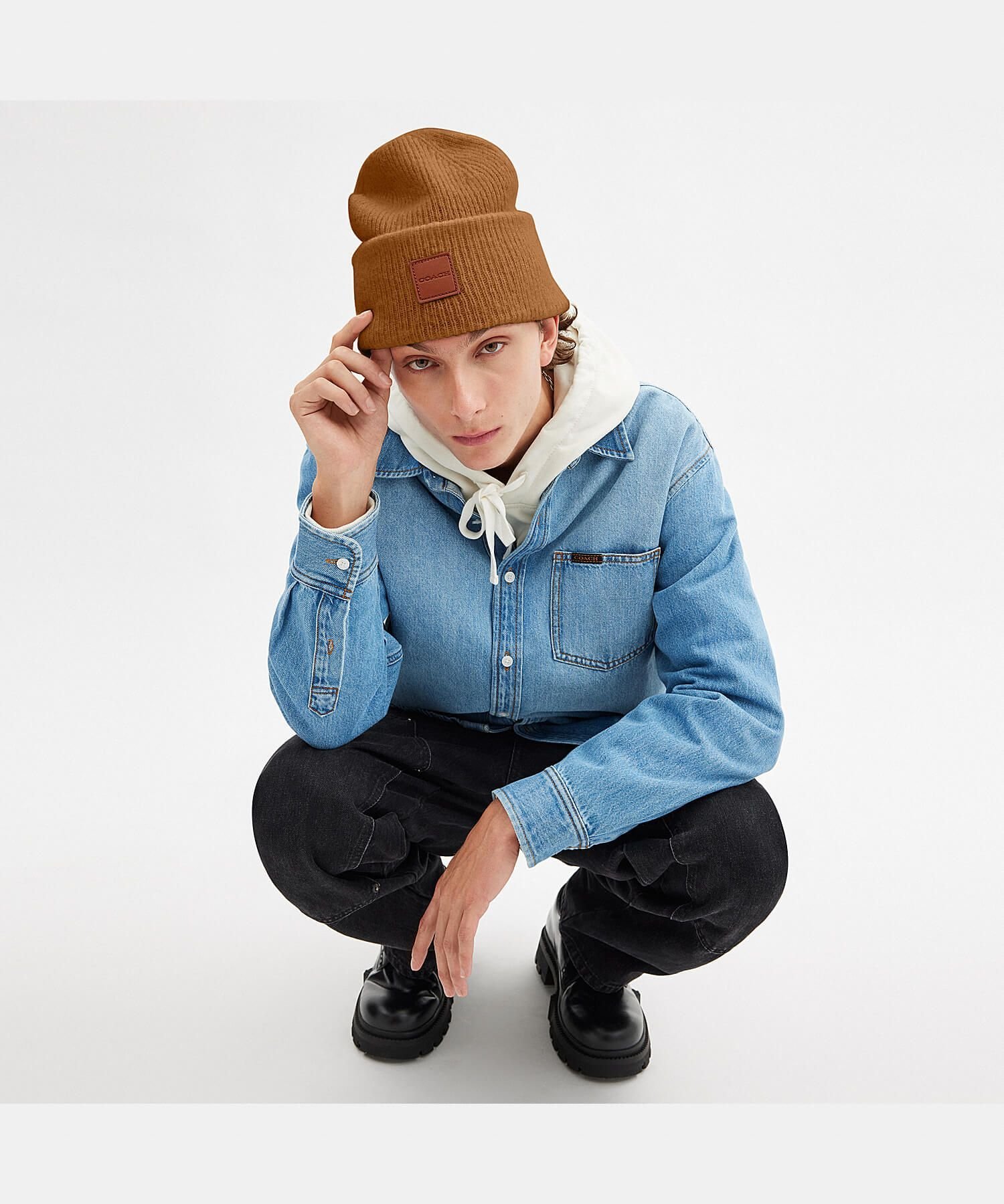 COACH｜【公式】ニット ビーニー・レザー パッチ | Rakuten Fashion