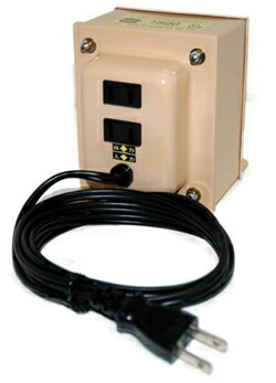変圧器 100-130V (日本-アメリカ.カナダ等) 変圧器 100-130V (日本