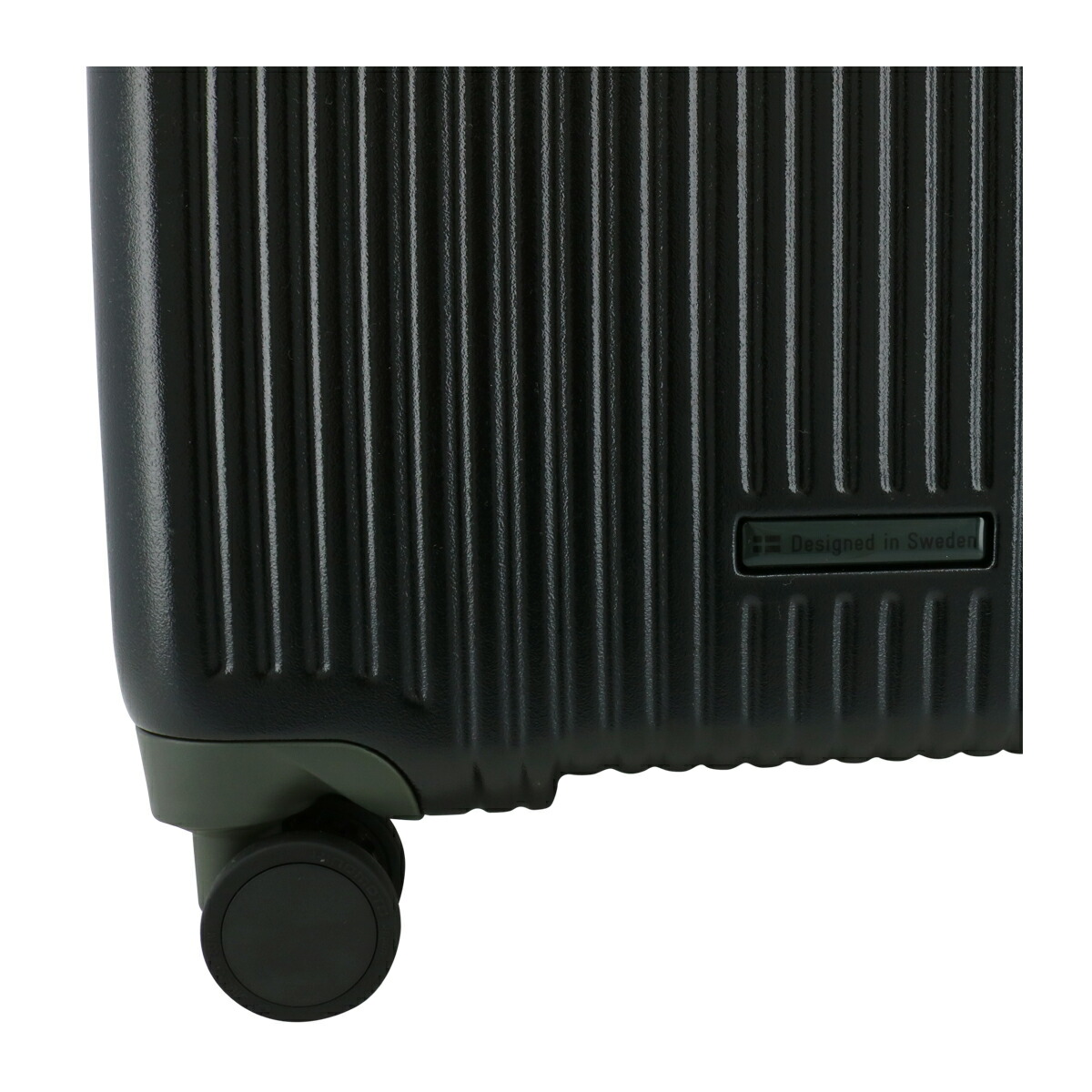 楽天市場】イノベーター スーツケース EXTREME Lサイズ 92L 4.8kg