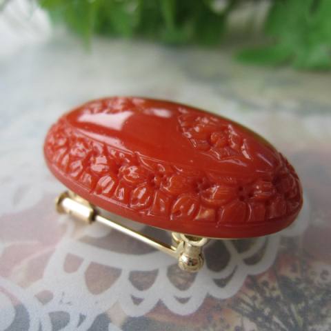 楽天市場】日本・高知産赤珊瑚 桜の彫り帯留め 兼ブローチ K18 帯 着物