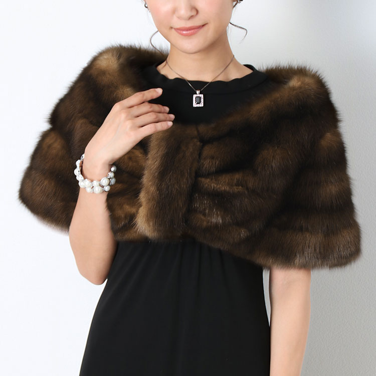 楽天市場】【39%offクーポン】ファーム ロシアン セーブル ケープ