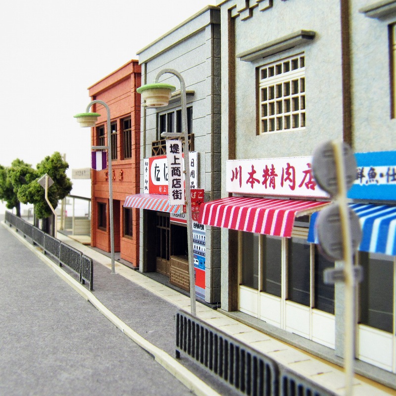 希少】【極美品】ナルニア国物語 ワードローブ ビーバー 街灯ジオラマ