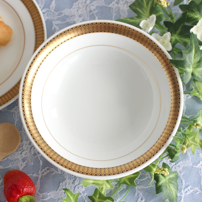 皿 飾り皿 大皿 Amazon.co.jp: 飾り皿 絵皿 大皿 スタンド付き 有田焼