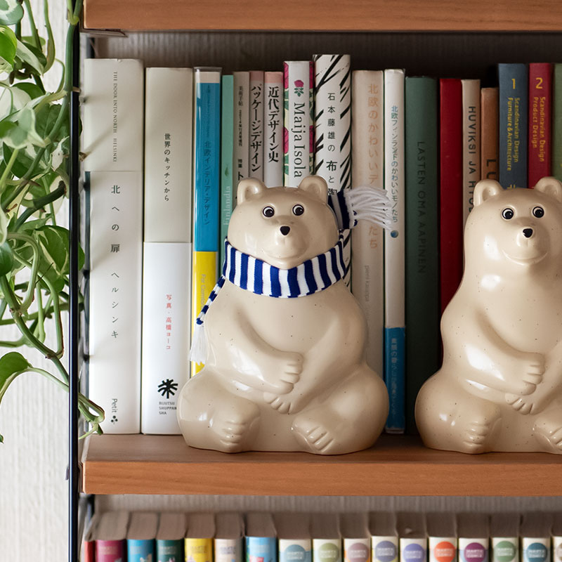 楽天市場】プラステップ / Polar Bear Money Box マフラー付き ブルー