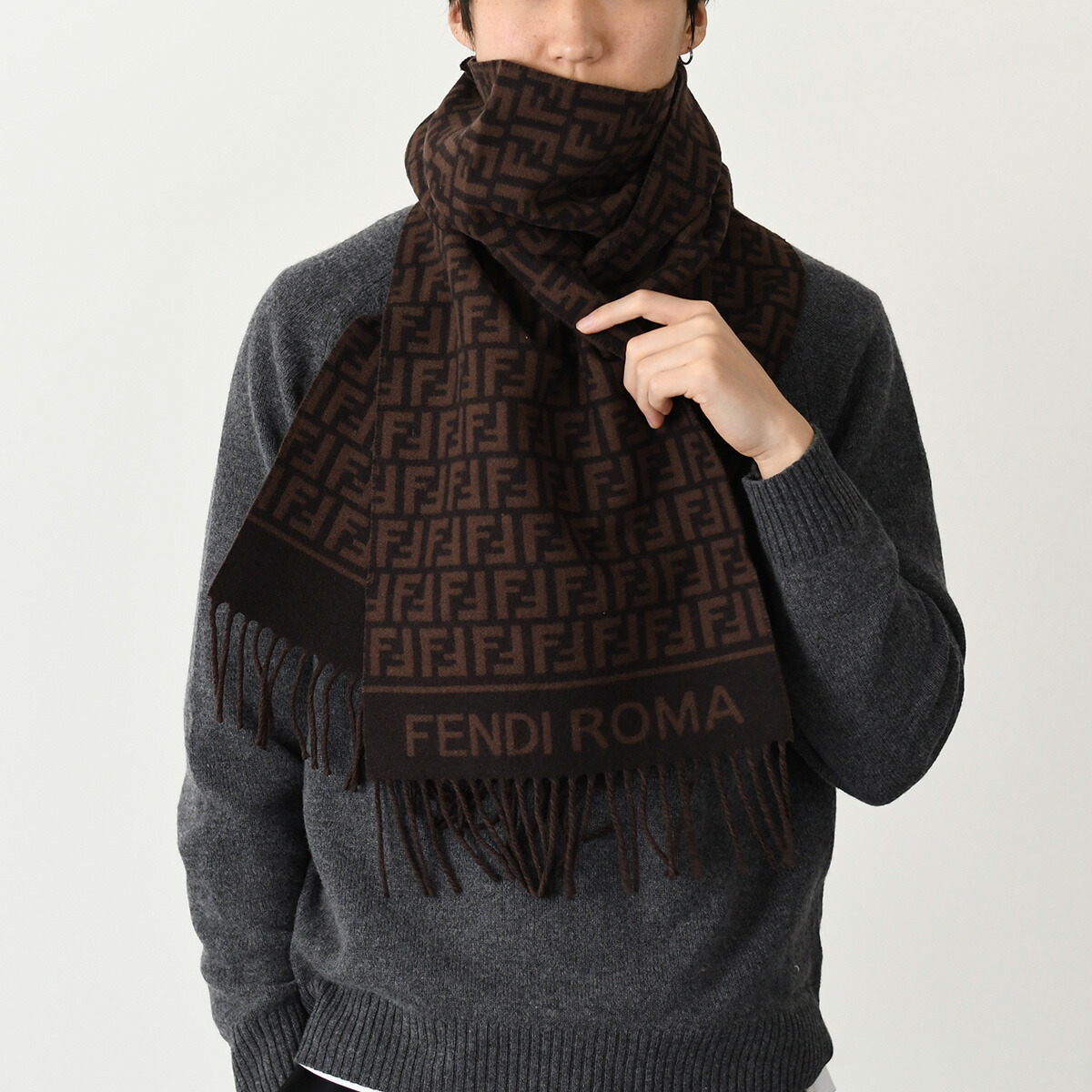 FENDI フェンディ マフラー ウール100% 黒 グレー ズッカ柄