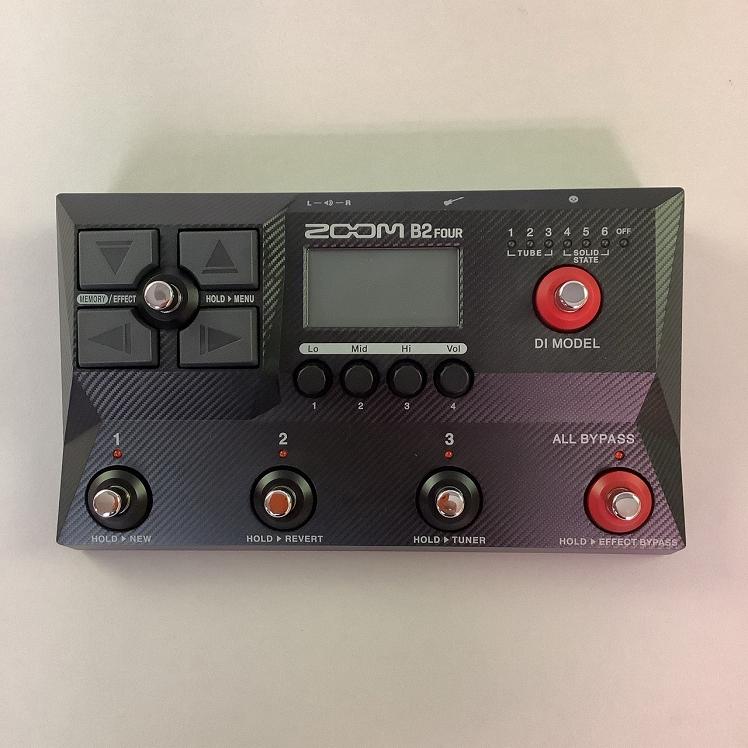 ZOOM B2 Four ベースエフェクター 値下げ交渉可 ZOOM B2 Four ベース