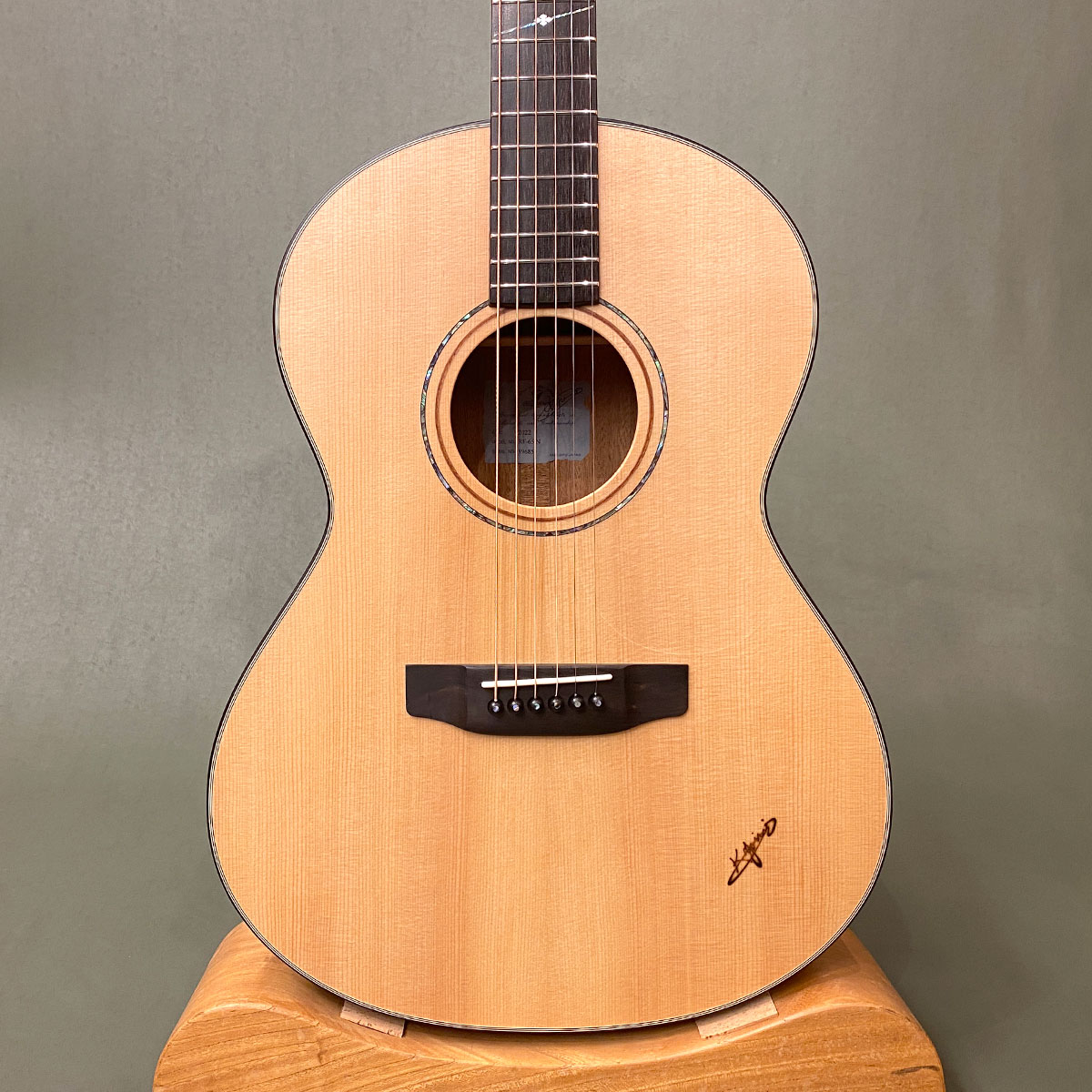 楽天市場】【新品】K.ヤイリ RF-65 K. Yairi RF-65 N 女性にも大人気の