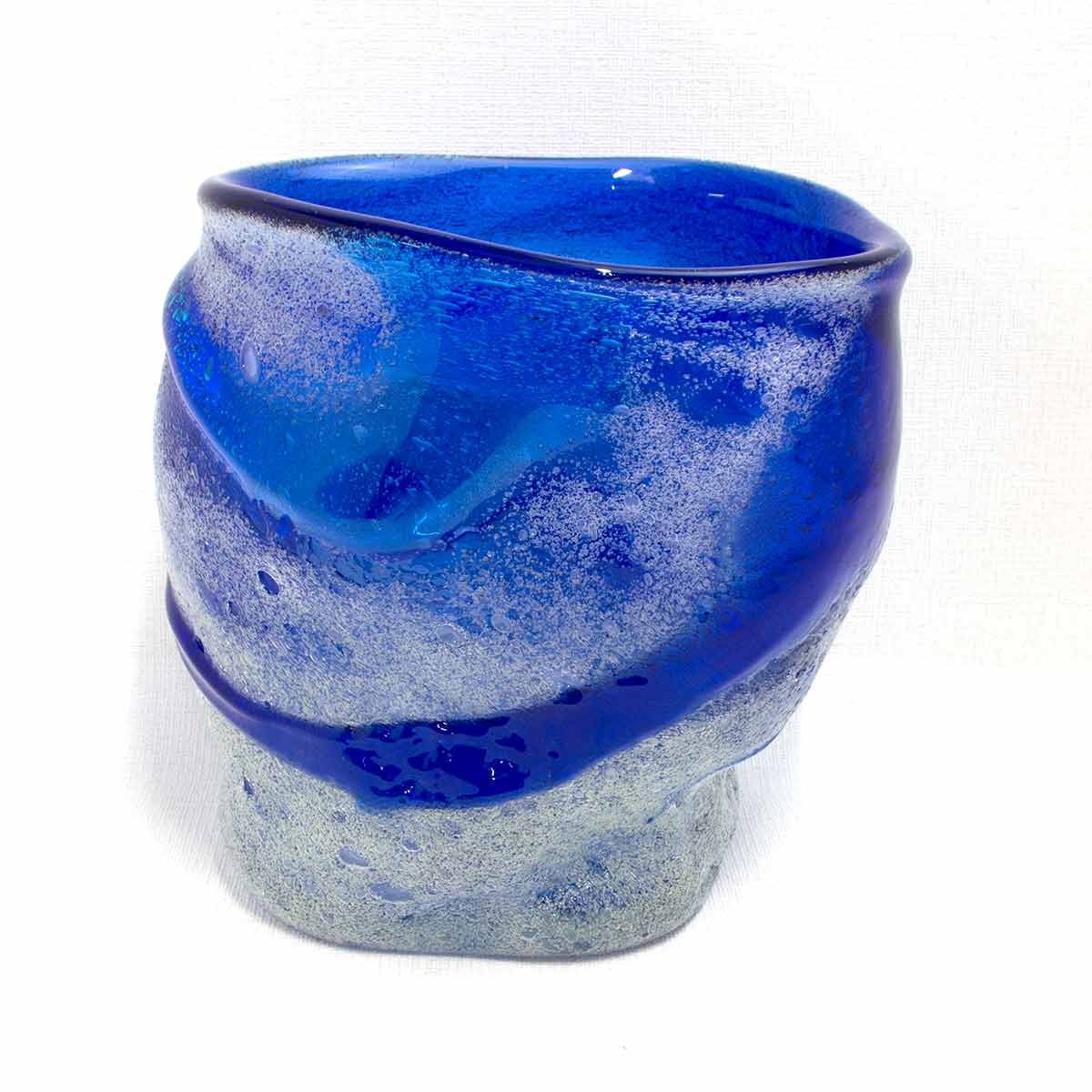 楽天市場】稲嶺盛吉(宙吹きガラス工房虹) 琉球ガラス 花入れ 白泡二色