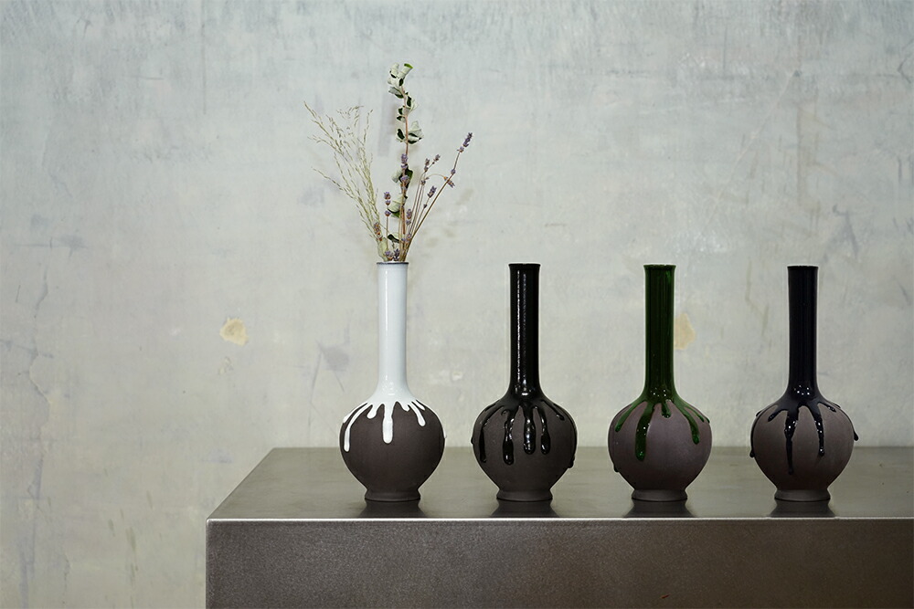 黒色陶器花瓶 鶴の金箔装飾 楽天市場】九谷焼 8号カメ寸胴花瓶 金箔