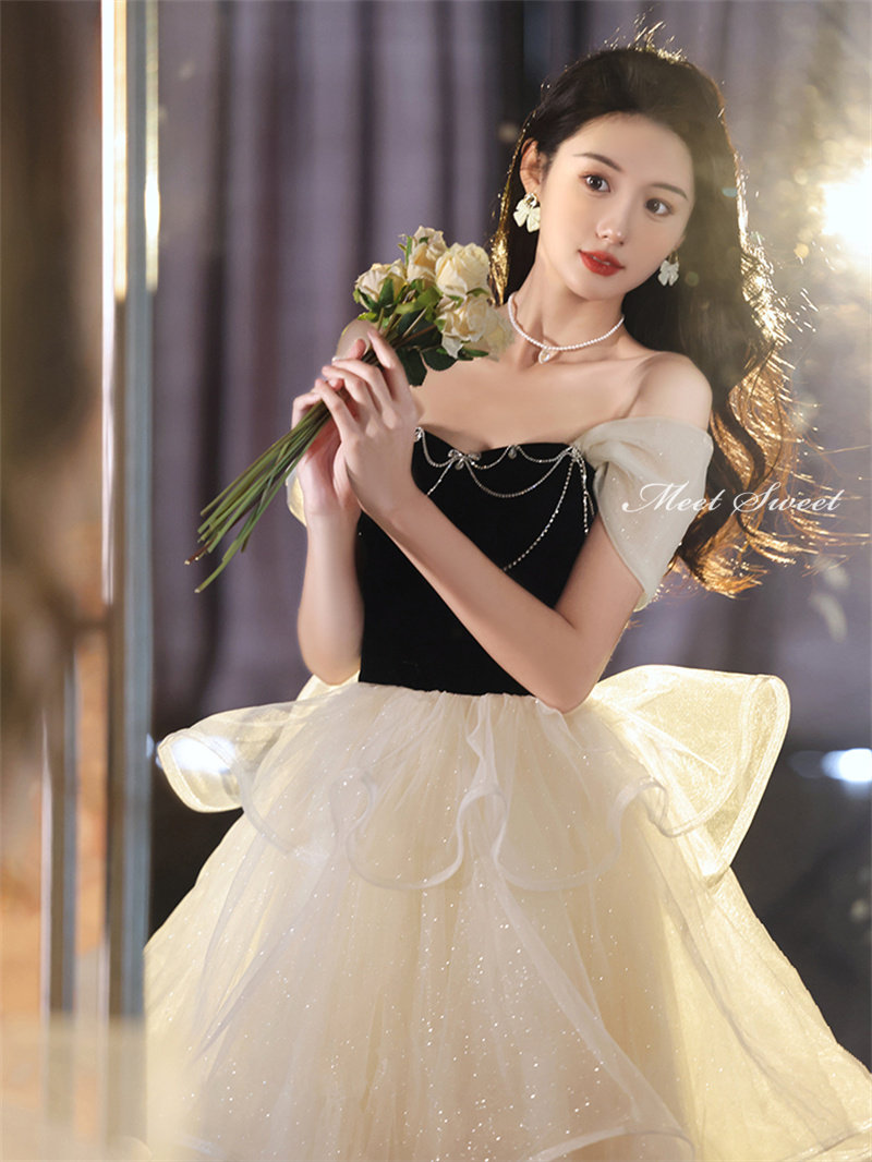 楽天市場】カラードレス 編み上げ オフショルダー シャンパン