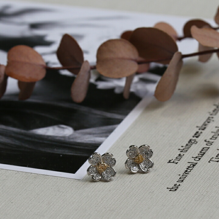 楽天市場】【Flowering / Pierce】 Pt900＆K18イエローゴールド 花