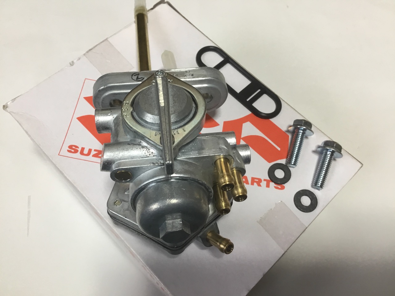 楽天市場】GT380 初期型 バラキャブ フューエルコック : TWINSTAR 楽天