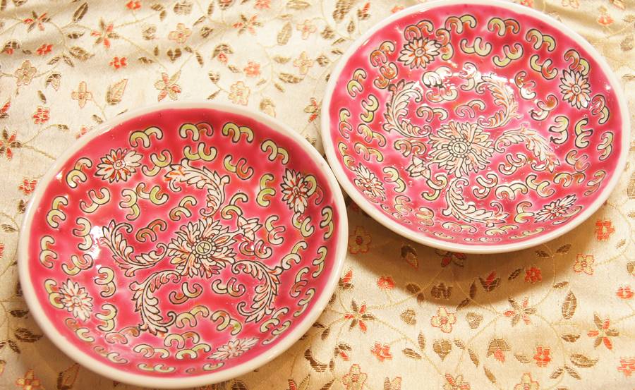 楽天市場】景徳鎮 赤洋連 粉彩 反口 3寸皿 23174104A : 天宝堂