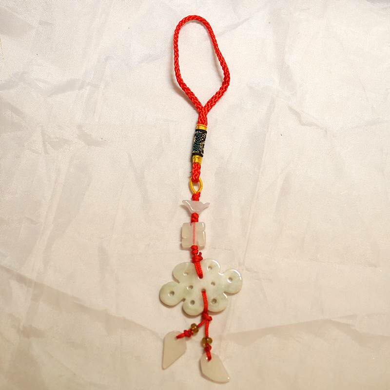 楽天市場】軟玉翡翠 吉祥 玉石飾り 中華結び ストラップ 根付 245S2