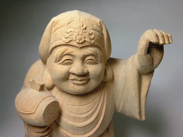 楽天市場】天然楠木彫り 招き大黒天像（H約30.5cm）＜仏像・開運縁起物