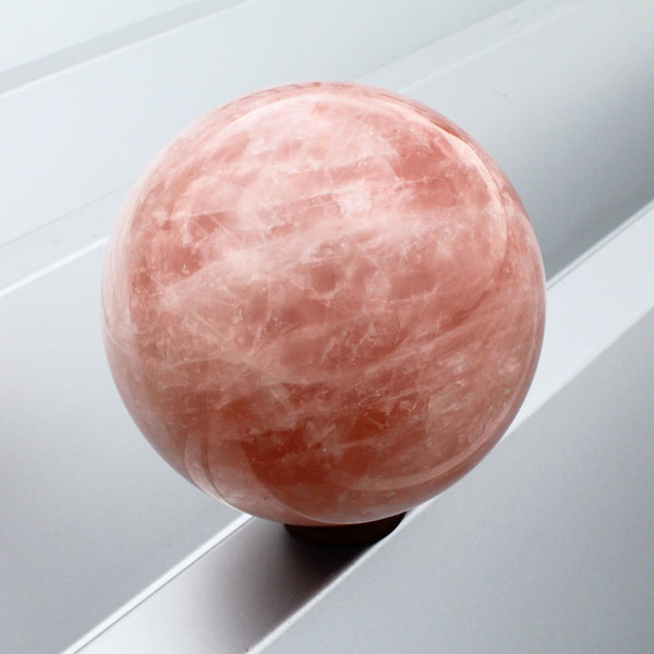 楽天市場】ローズクォーツ 丸玉 スフィア｜5.8Kg 162mm 台座付属 大玉