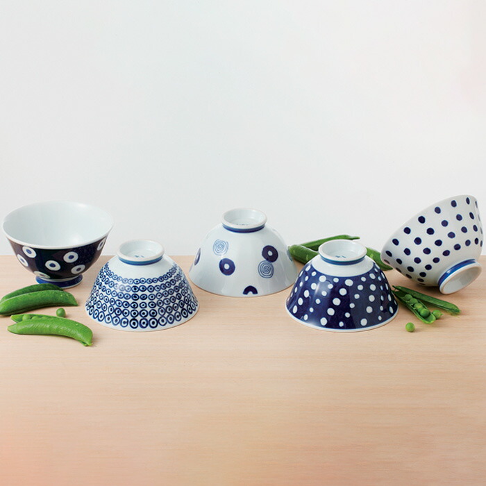 白と青の模様の茶碗5個セット