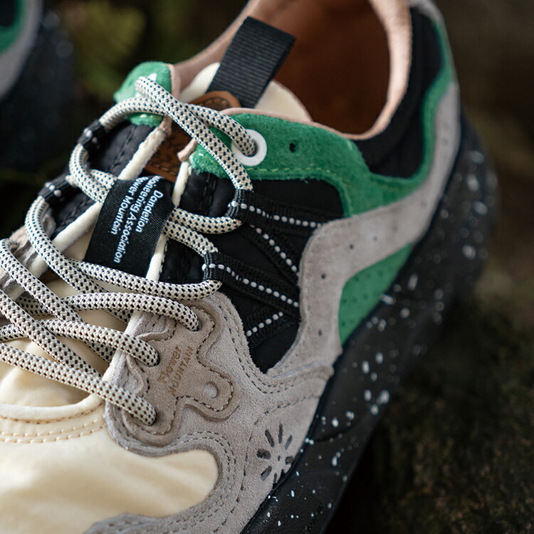 NigoVSフューチュラ激レア NigoVSフューチュラ激レア NigoVS