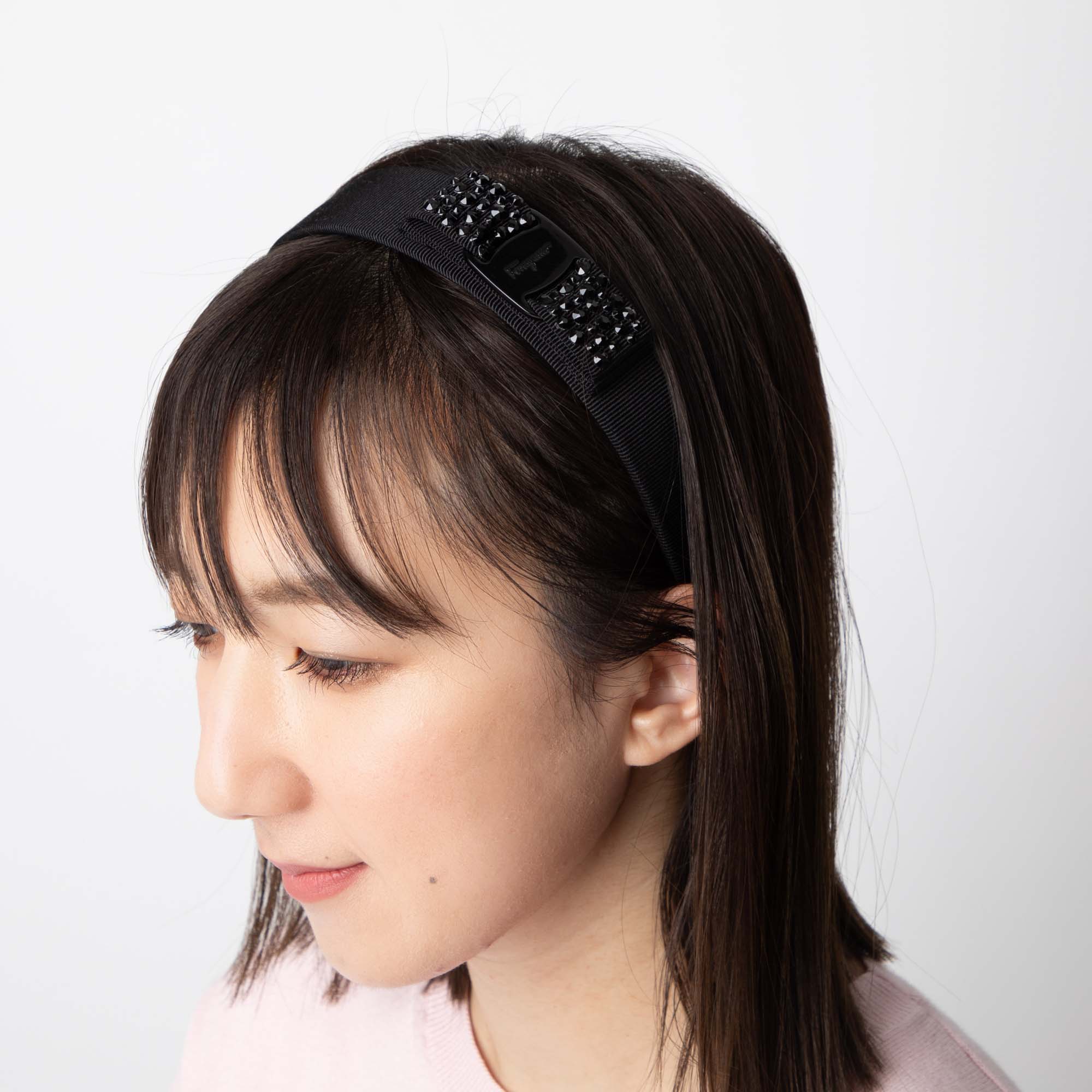 フェラガモカチューシャビジュー