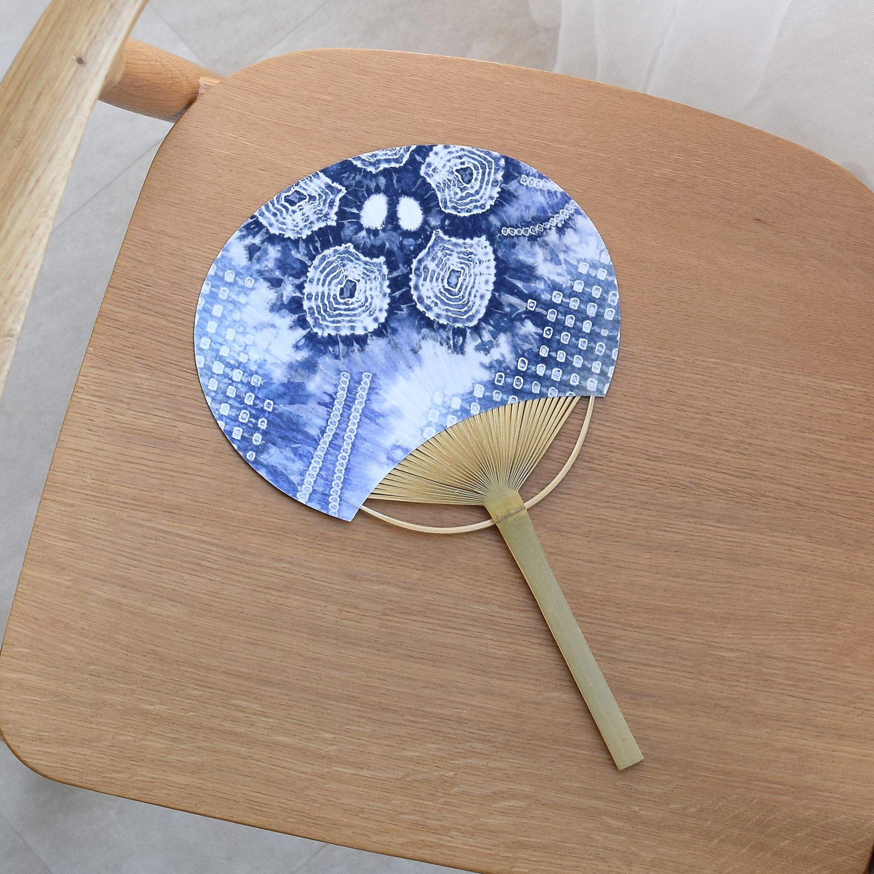 楽天市場】【utatane 有松絞り 竹うちわ 国産】竹骨うちわ 団扇 特選