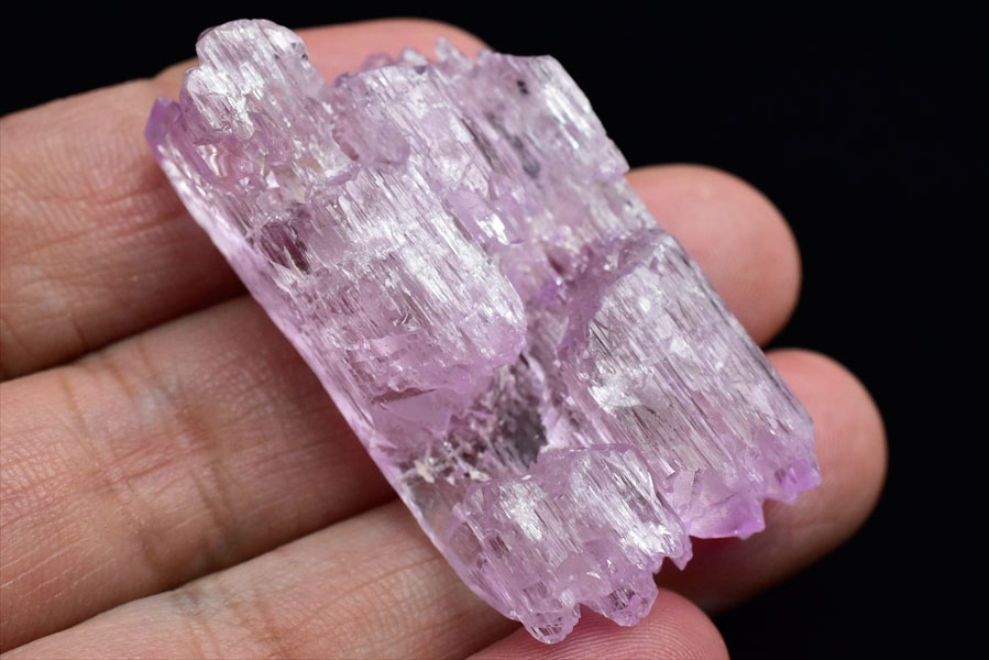 パワーストーン天然石原石クンツァイト(リチア輝石)129gNo.34