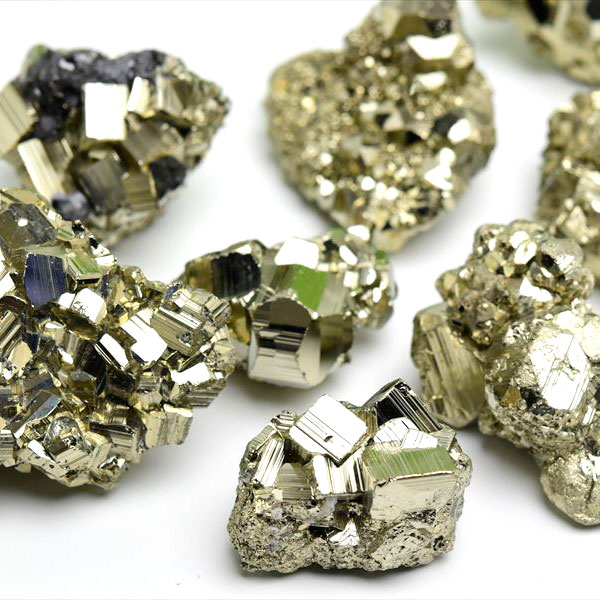 楽天市場】黄鉄鉱（種類（宝石）パイライト）の通販