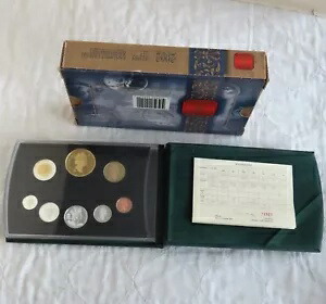 カナダ 2002 ゴールデン ジュビリー スペシャル エディション 8 コイン