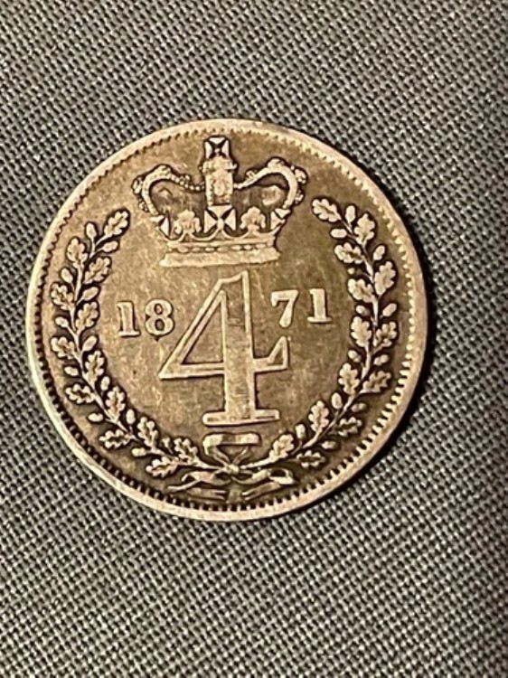 は*ぱ様 1871年英国 ヤングビクトリア女王 4ペンス銀貨 は*ぱ様 1871年