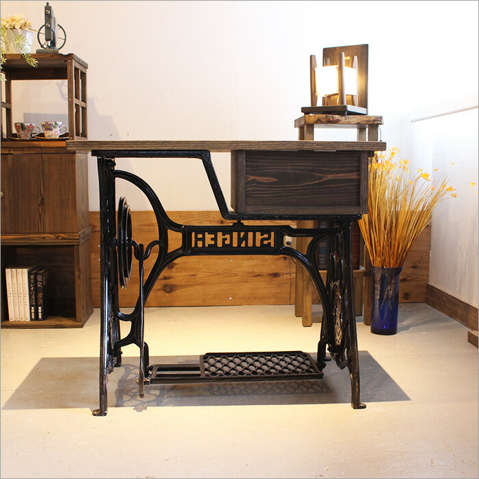 1160 黒ペンキのミシンテーブル デスク 古家具 レトロ リメイク
