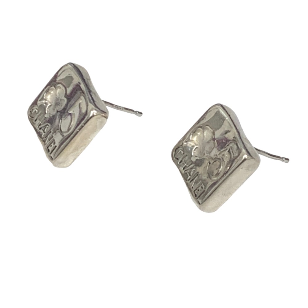 楽天市場】CHANEL シャネル ピアス ピアス ロゴ クローバーモチーフ NO