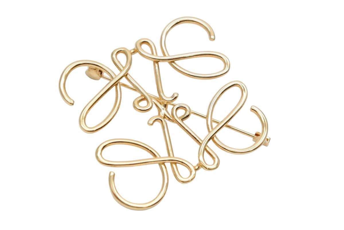 楽天市場】新品同様 Loewe ロエベ アナグラム ブローチ メタル