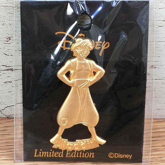 バロー社刻印 ミッキーマウス 金色 ピンバッジ バロー社刻印 ミッキー