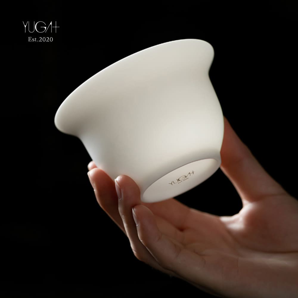 中国 徳化窯白磁達磨 清時代 木箱入 送料込み0730 中国 徳化窯白磁達磨