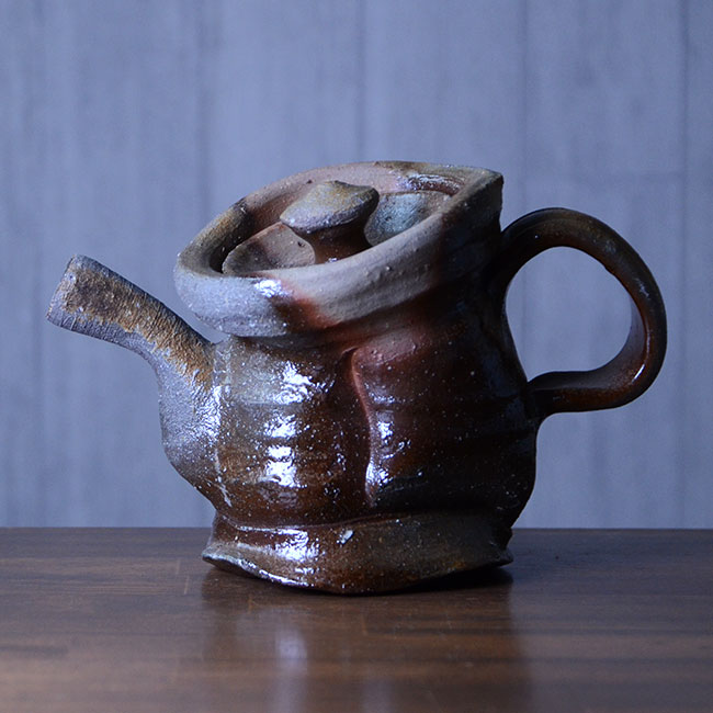 今だけ 寒風 中壺 10 備前焼 今だけ 寒風 中壺 10 備前焼 今だけ 寒風