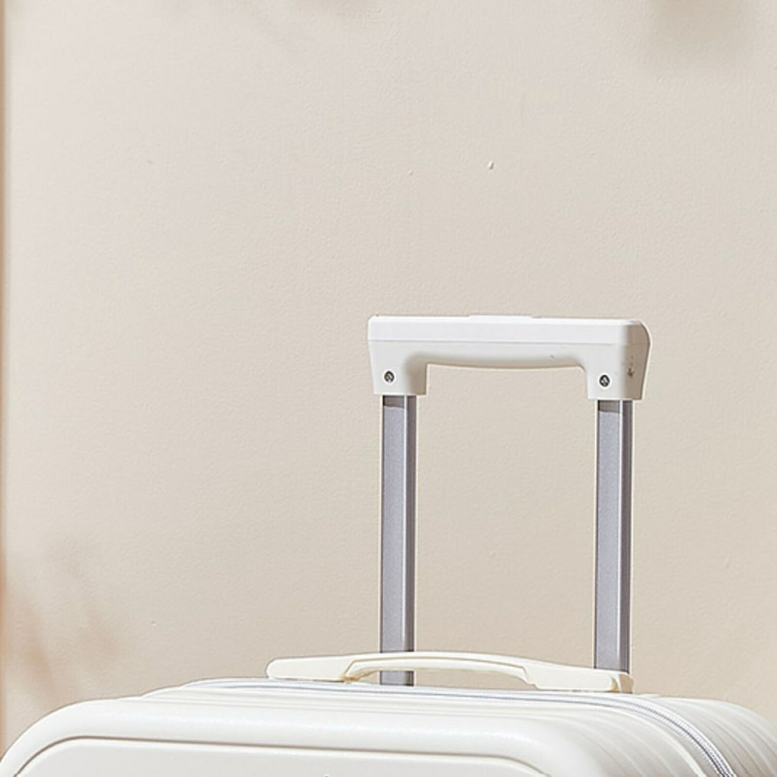 楽天市場】【20%OFFクーポン〜】スーツケース 小型 40L 可愛い 漫画