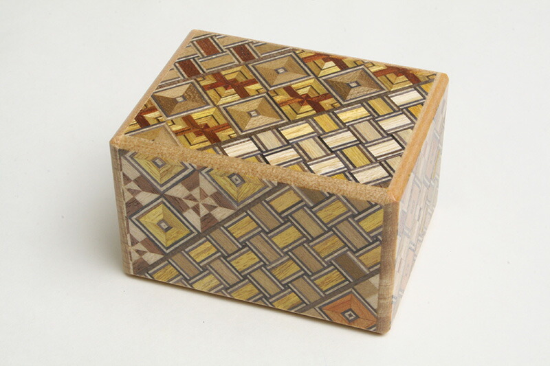 寄木細工 工芸品」の人気商品一覧 | 安い商品を通販サイトから探す