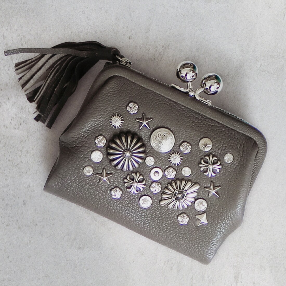 楽天市場】ペルケ perche / マルチスタッズがま口二つ折りウォレット