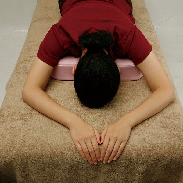 楽天市場】胸当てマクラ バストマット 幅40×奥行48×高さ3-8cm