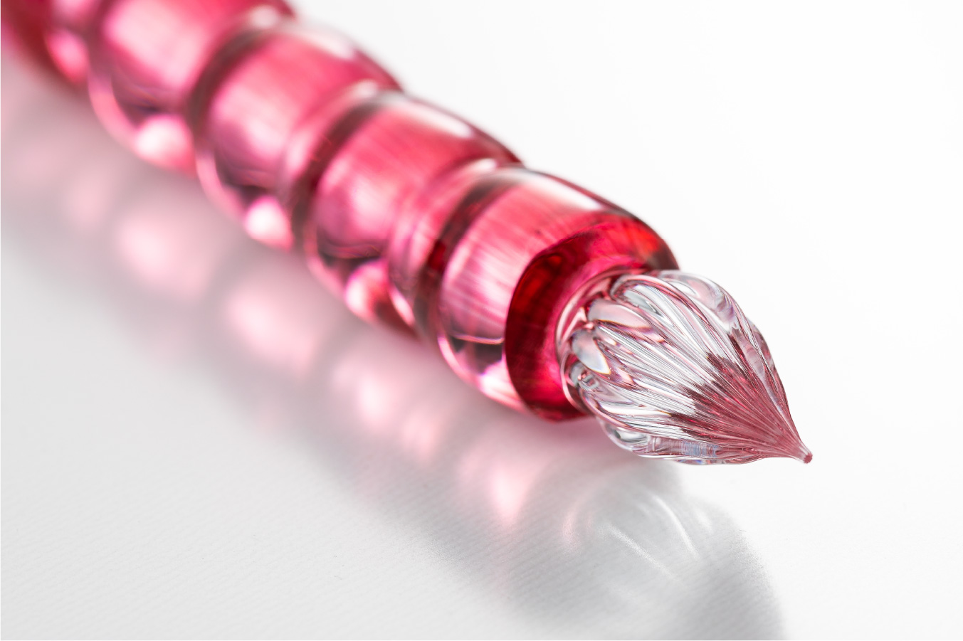 ちいさな林檎 ガラスペン［6月］ | ピックアップ | ハンドメイドガラス