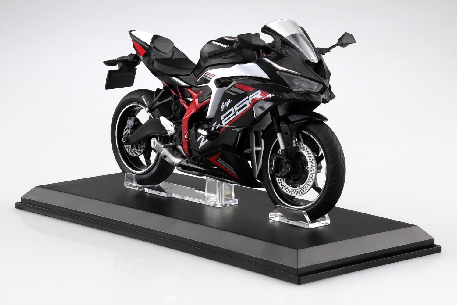 かず 109717 1/12完成品バイク KAWASAKI Ninja ZX-25R メタリックスパーク