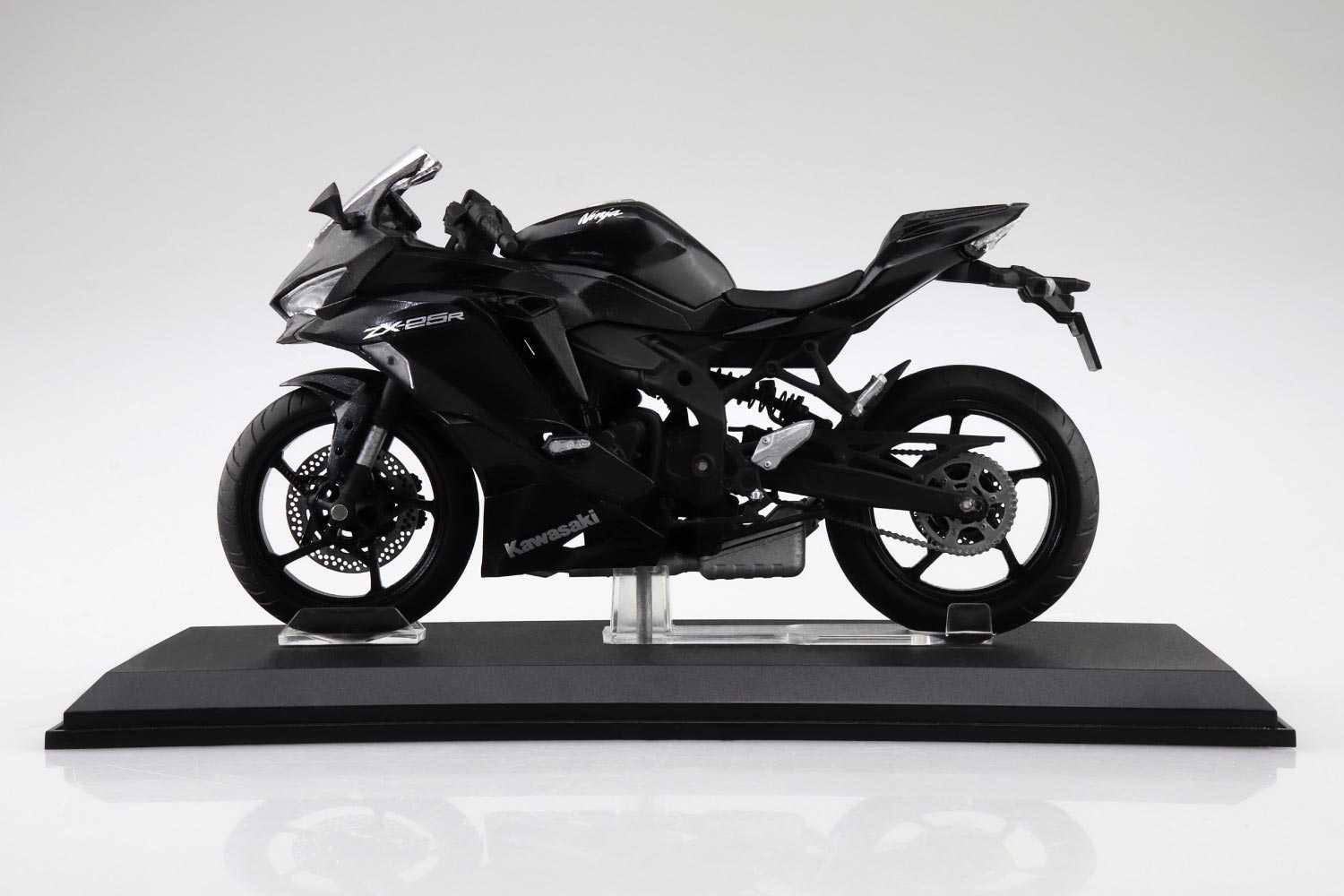 109717 1/12完成品バイク KAWASAKI Ninja ZX-25R メタリックスパーク